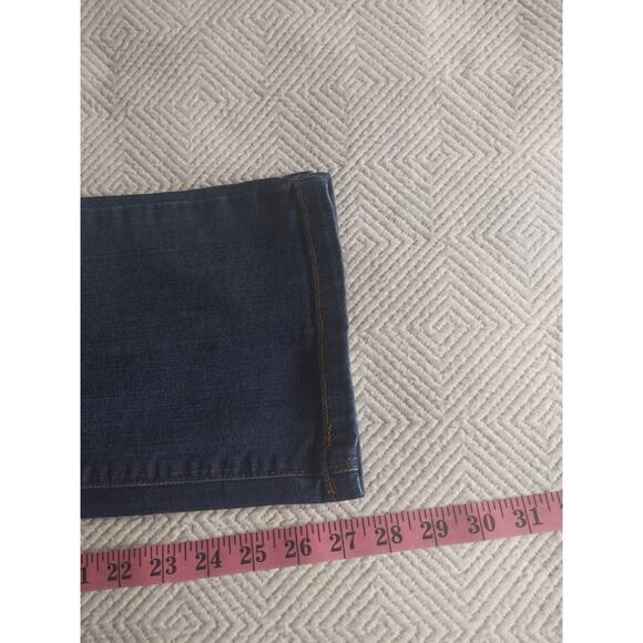 L.L.BEAN Classic Fit Women's Blue Jeans Size 10 Petite Medium Wash Straight Leg - Picture 8 of 8